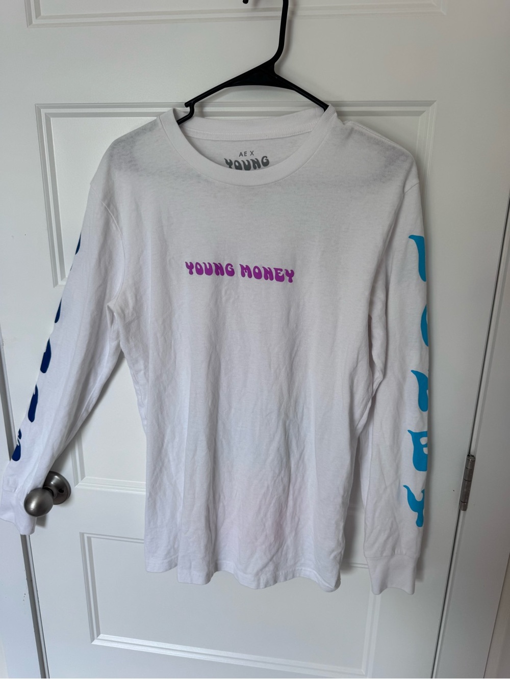 Young Money men’s White Long-Sleeve Graphic Tee